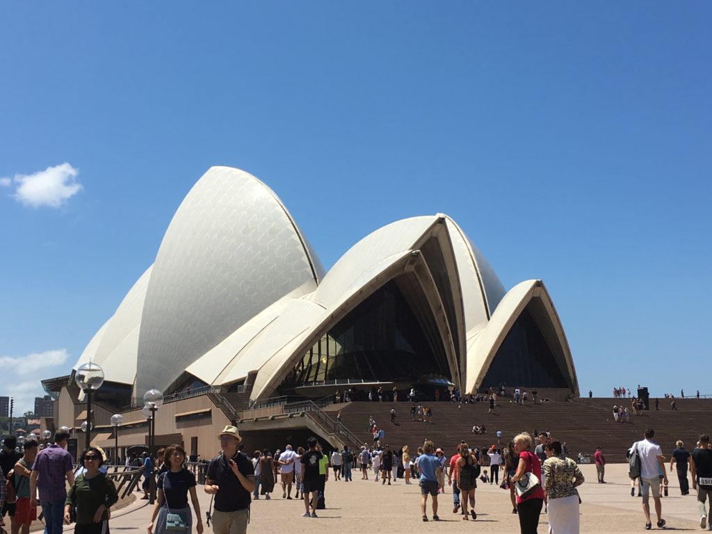 これぞシドニー！こだわりが詰まった世界遺産オペラハウス ガイド