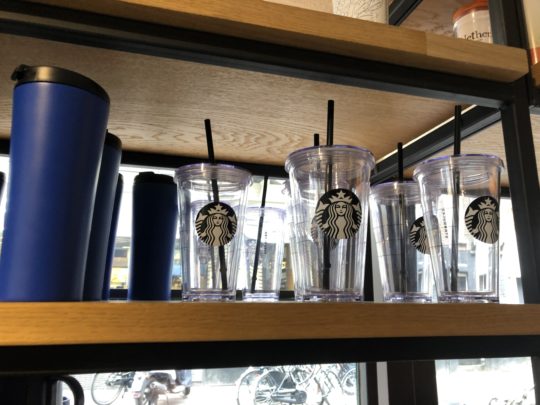 オランダのスタバストロータンブラー