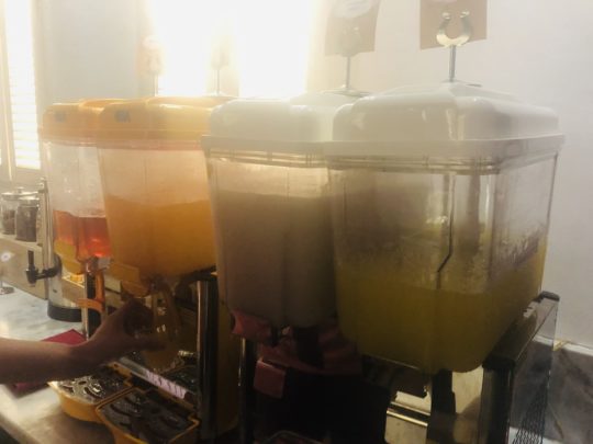 バリ ンガガライ国際空港プライオリティラウンジの飲み物