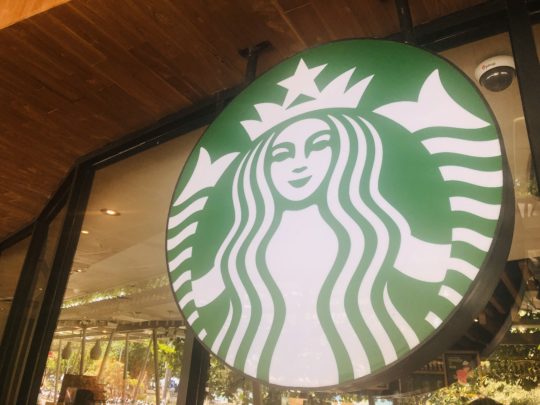 バリのスタバ