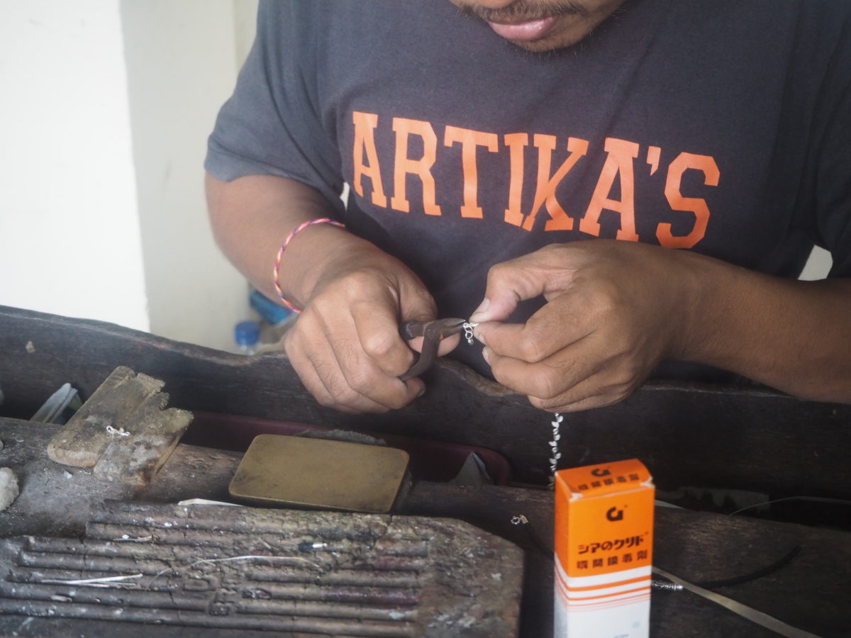 インドネシアの銀細工