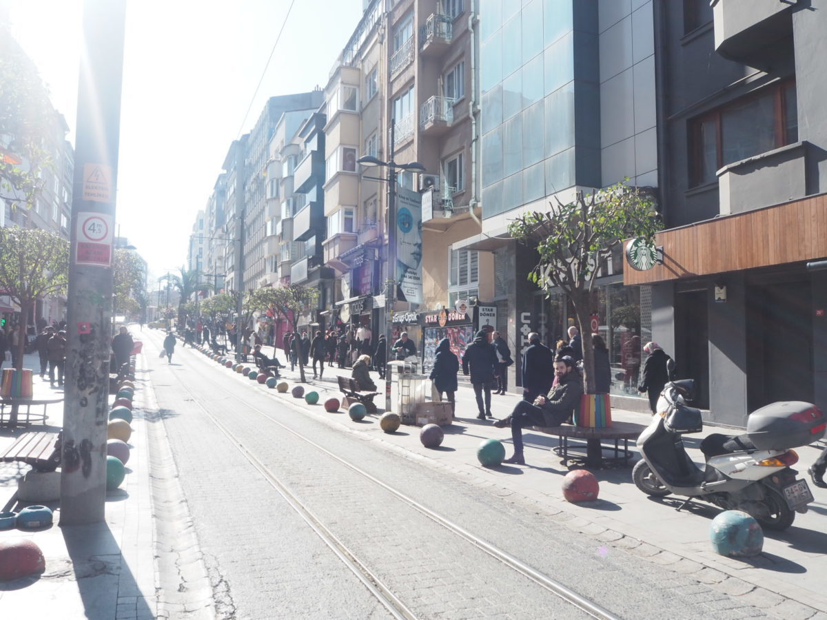 イスタンブールアジア側のトラム線路