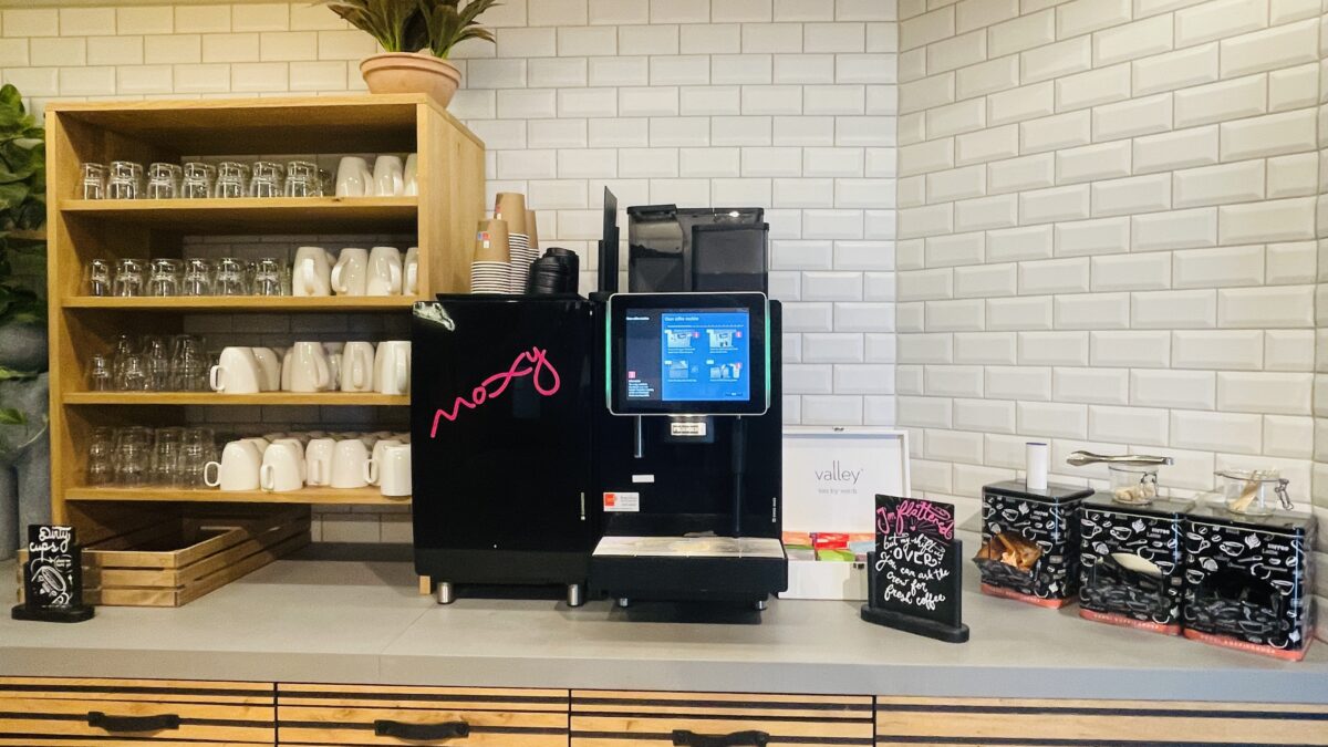 Moxyアムステルダム・スキポール空港のコーヒーメーカー