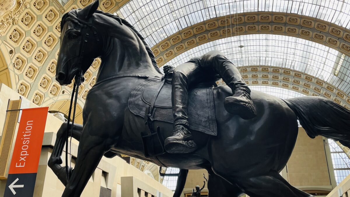 オルセー美術館の馬の彫像