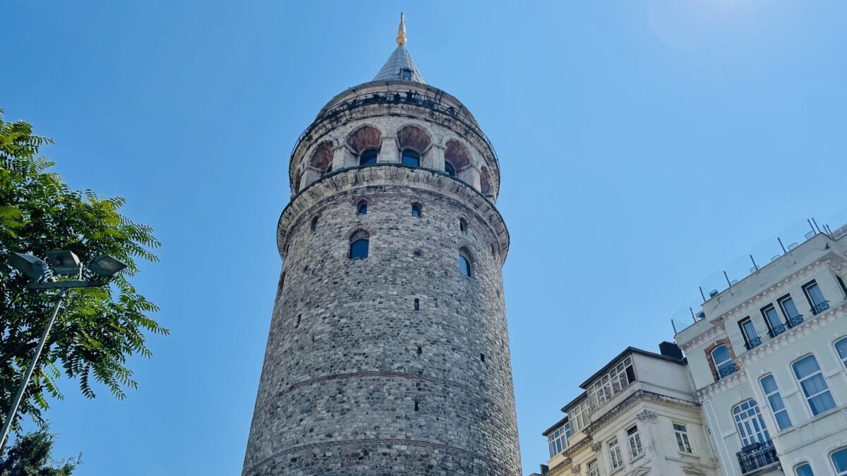 イスタンブールのランドマーク ガラタ塔