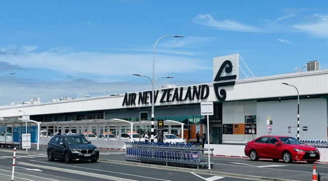 ニュージーランド航空国内線 オークランド空港