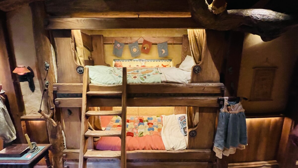 ホビットの家 子供用2段ベッド