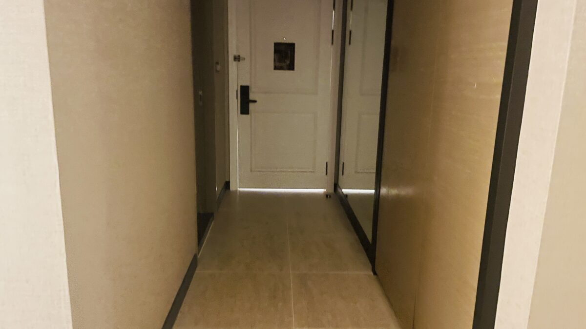 JWマリオットホテル・クアラルンプール宿泊記 客室のドア