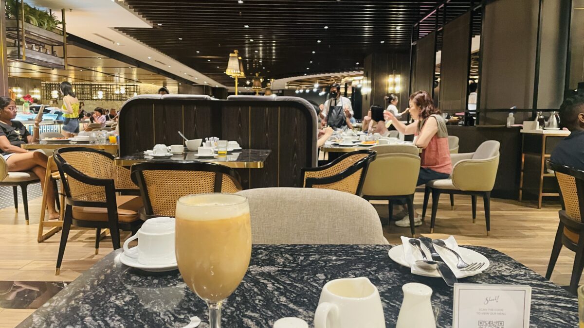 JWマリオットホテル・クアラルンプール 朝食 カフェラテ