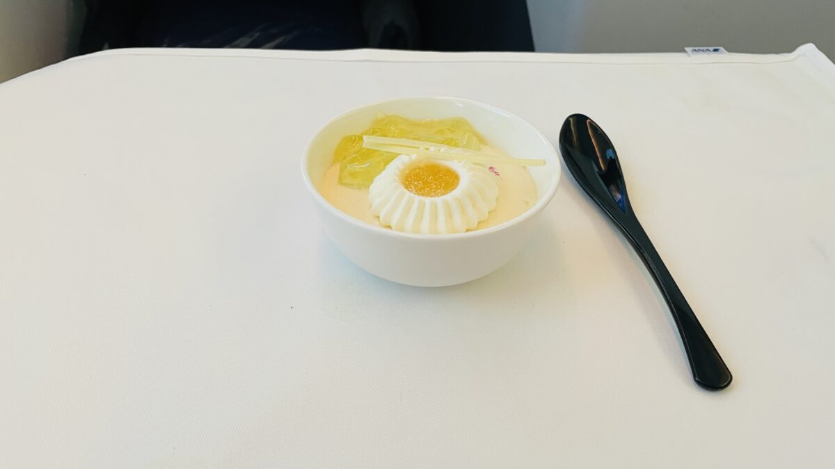 ANAビジネスクラ機内食 成田→パース デザート