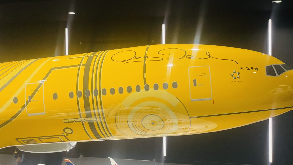 ANA Blue Base Tour スターウォーズラッピング機
