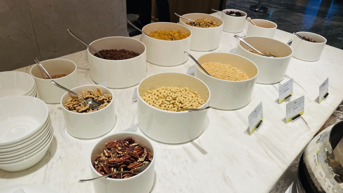 ウェスティンホテル横浜の朝食会場 シリアル