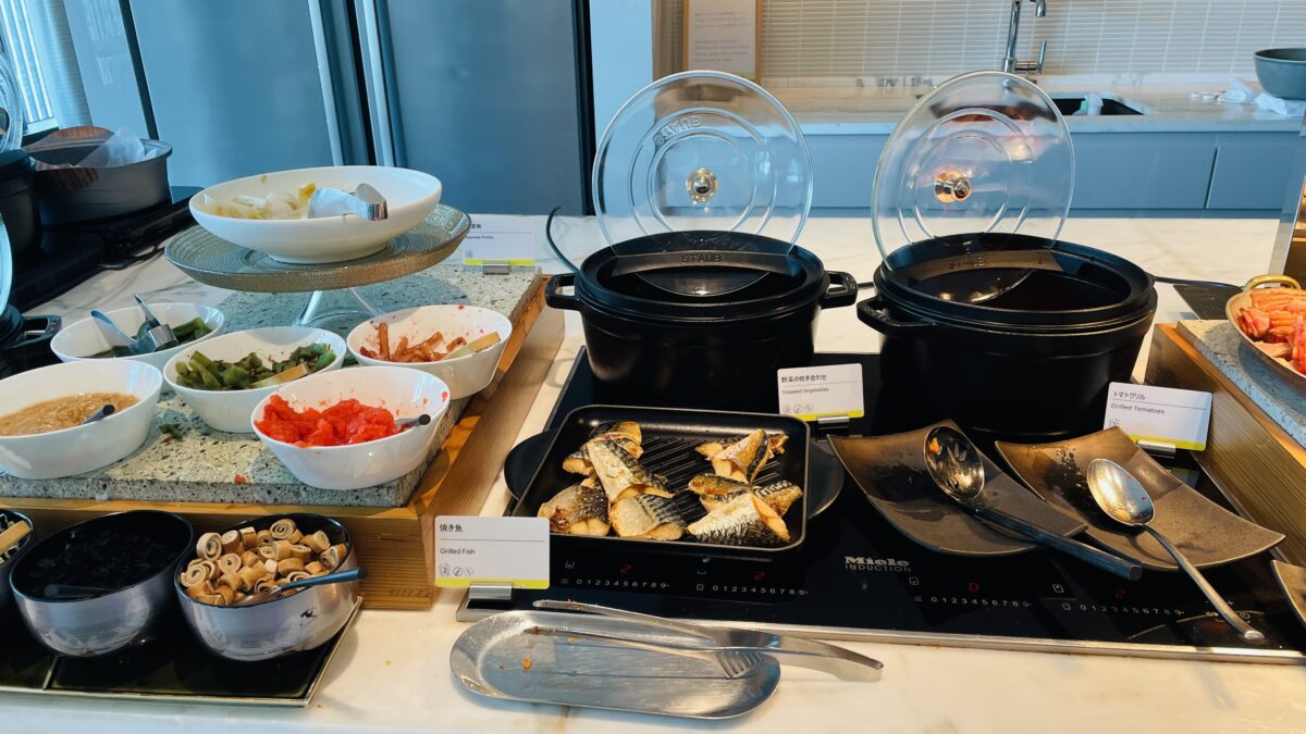 ウェスティンホテル横浜のクラブラウンジ朝食 ホットミール
