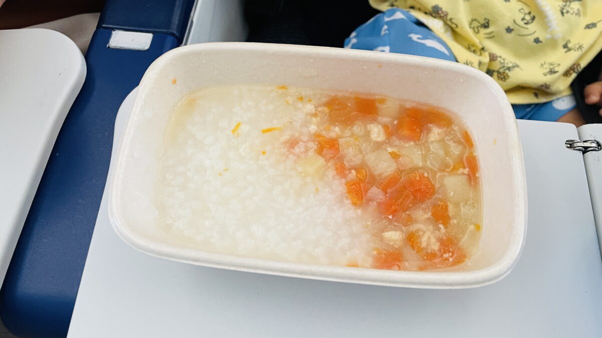 羽田→台北(松山)NH851便 乳児食(おかゆ)