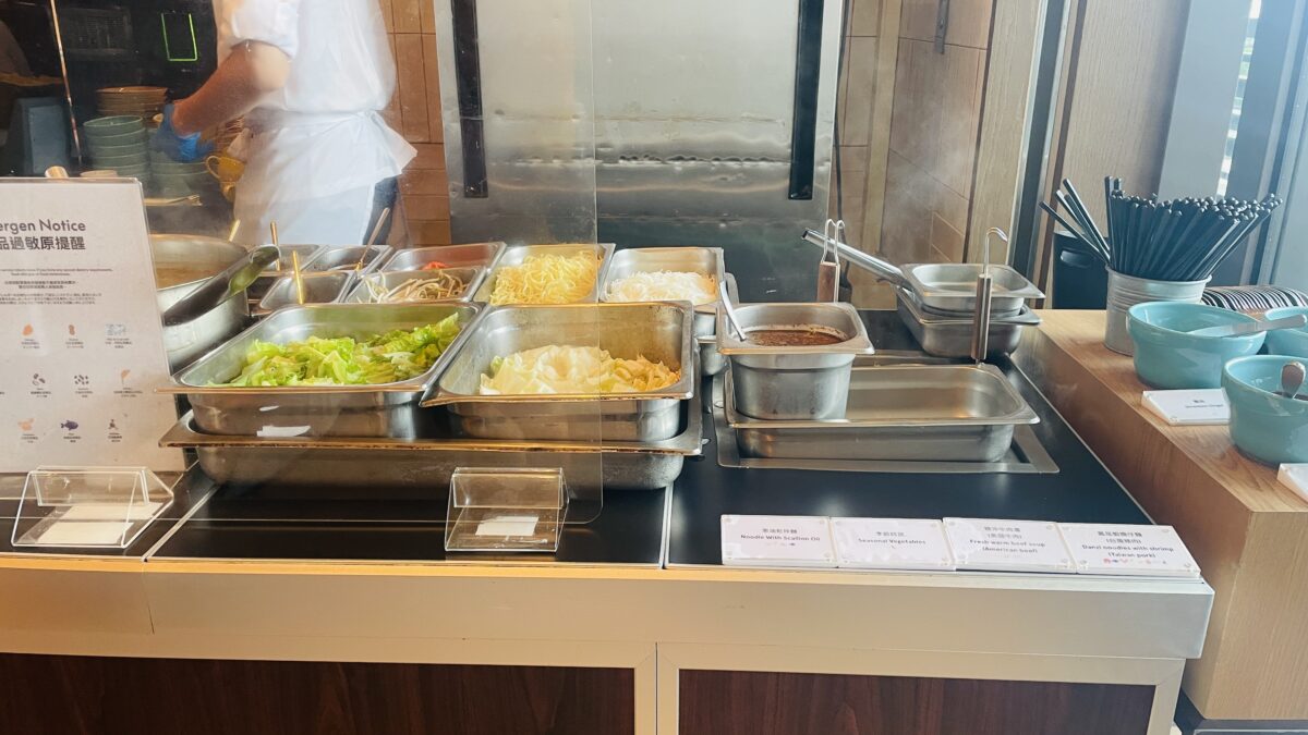 W台北 朝食 ヌードルバー